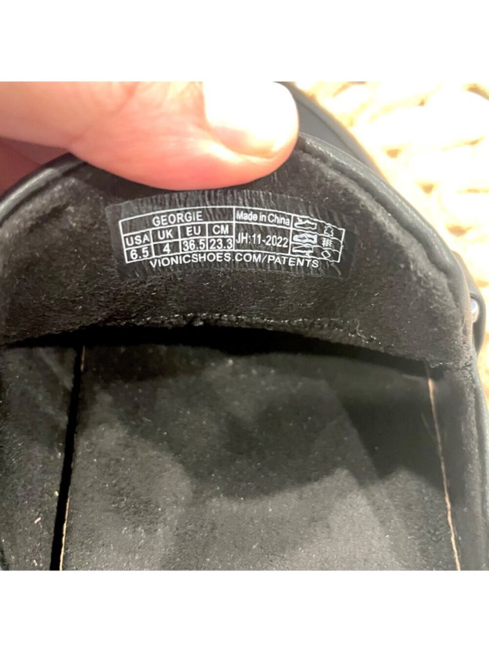 Vionic Georgie Black Leather Chain Slip-On Mules Size US 6.5 - Picture 8 of 8